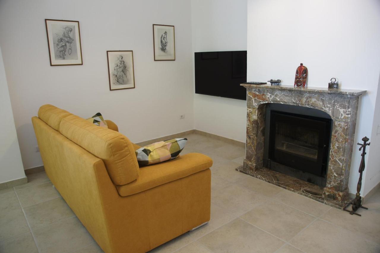 Il Sottolo Agroturismo *